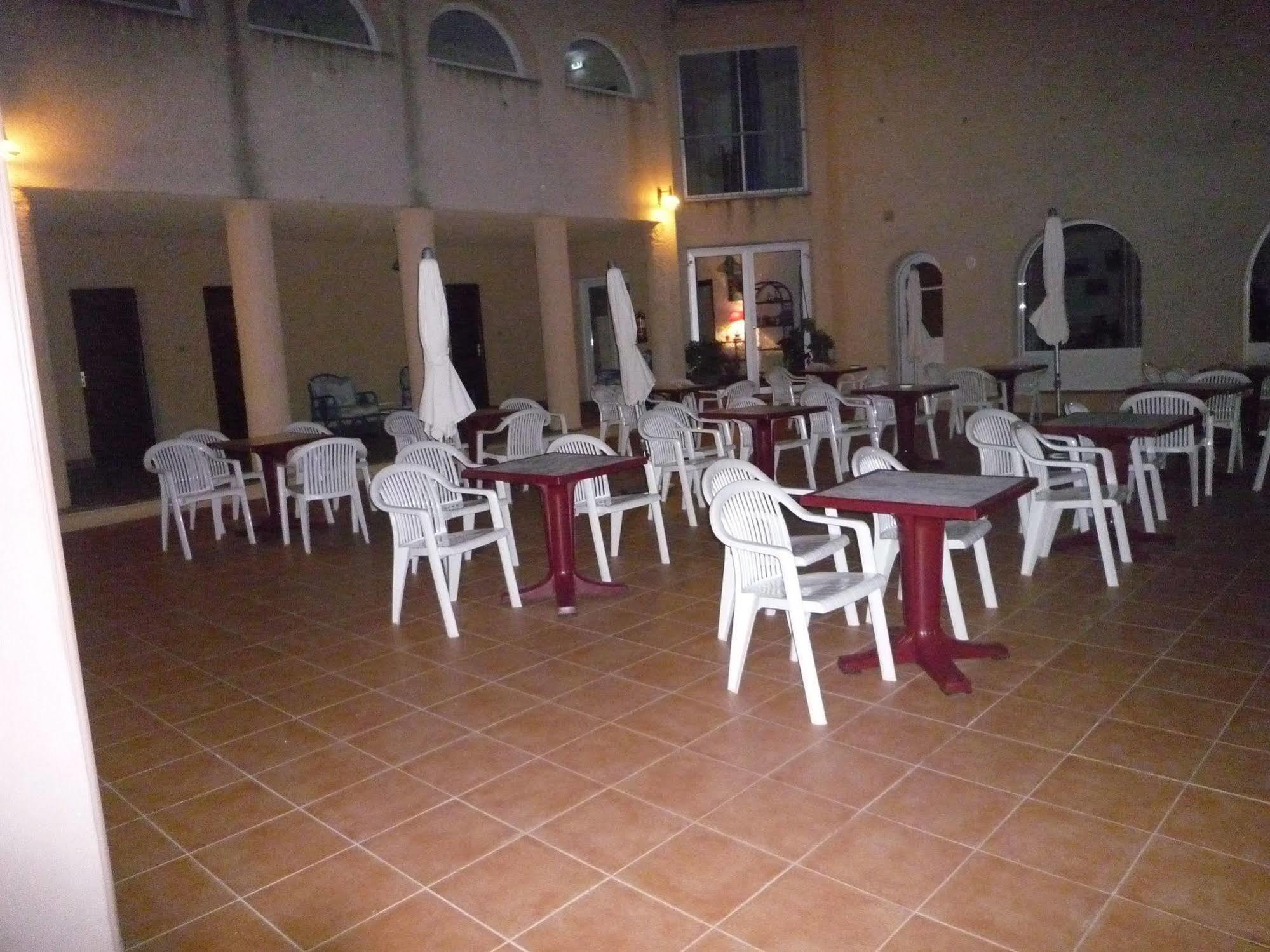 Hotel Cinque Arcate Galeria  Exterior photo